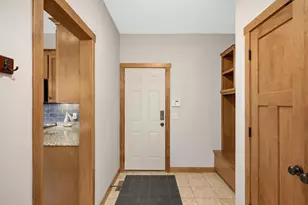 10590 Watersedge Ln, Woodbury, MN 55129 - Photo 40