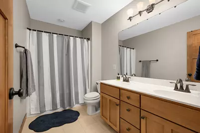 10590 Watersedge Lane, Woodbury, MN 55129 - Photo 54