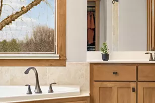 10590 Watersedge Ln, Woodbury, MN 55129 - Photo 52