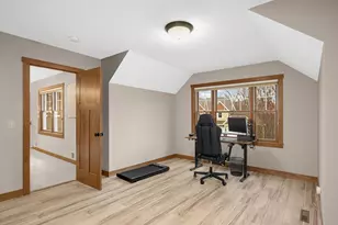 10590 Watersedge Ln, Woodbury, MN 55129 - Photo 50