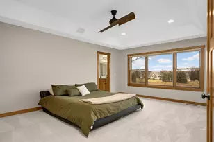 10590 Watersedge Ln, Woodbury, MN 55129 - Photo 48