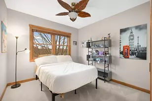 10590 Watersedge Ln, Woodbury, MN 55129 - Photo 36