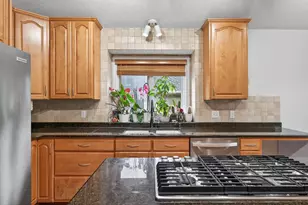 10417 Fawns Way, Eden Prairie, MN 55347 - Photo 6