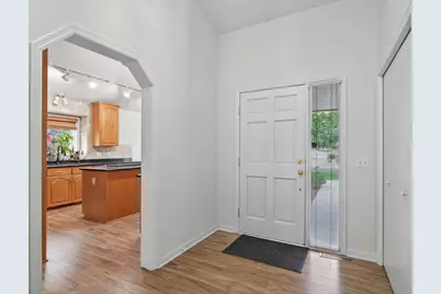 10417 Fawns Way, Eden Prairie, MN 55347 - Photo 4