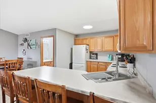 1137 Hidden Ln, New Richmond, WI 54017 - Photo 6