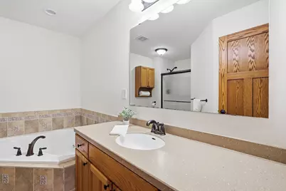 1554 Lincoln Park Drive, South Saint Paul, MN 55075 - Photo 18