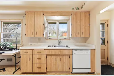 5116 Meadow Ridge, Edina, MN 55439 - Photo 14