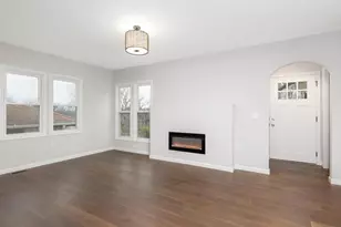 1616 Xerxes Ave N, Minneapolis, MN 55411 - Photo 6