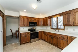 4400 Mnr Vw Dr NW, Rochester, MN 55901 - Photo 12