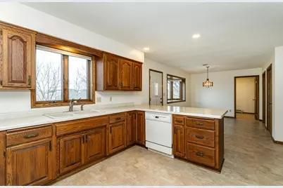 4400 Manor View Drive NW, Rochester, MN 55901 - Photo 12