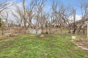 395 Eldridge Ave W, Roseville, MN 55113 - Photo 28