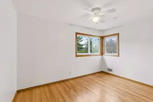 395 Eldridge Ave W, Roseville, MN 55113 - Photo 20