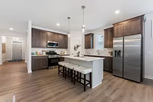 2160 Ridgepointe Dr, Hastings, MN 55033 - Photo 2