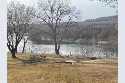 1077 Sibley Memorial Highway #305, LilyDale, MN 55118 - Photo 18