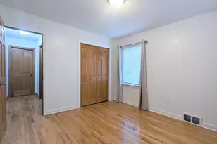 1618 Beech St, Saint Paul, MN 55106 - Photo 6