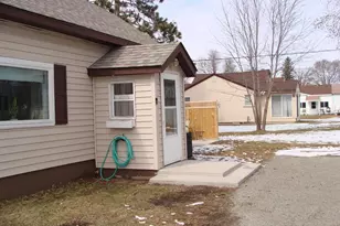 621 Wisconsin Ave SW, Staples, MN 56479 - Photo 8