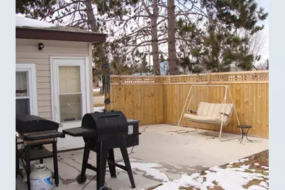 621 Wisconsin Avenue SW, Staples, MN 56479 - Photo 6