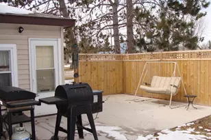 621 Wisconsin Ave SW, Staples, MN 56479 - Photo 6