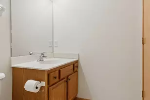 2231 Penn Pl, North Saint Paul, MN 55109 - Photo 18