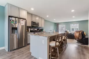 5205 Oak Grove Parkway N, Brooklyn Park, MN 55443 - Photo 4