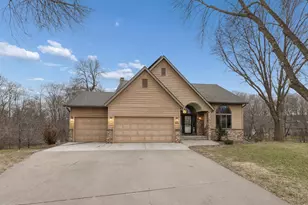 421 Butternut Ln SE, Saint Michael, MN 55376 - Photo 2