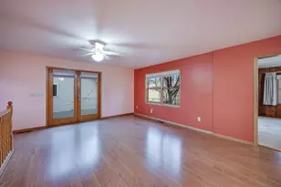 616 Range St, North Mankato, MN 56003 - Photo 10