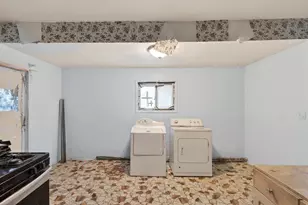 715 Hope St, Saint Paul, MN 55106 - Photo 14