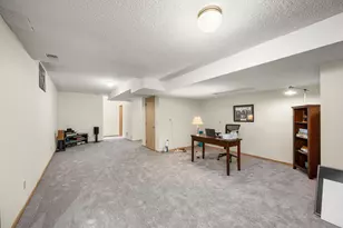 15301 83rd High Rd, Maple Grove, MN 55311 - Photo 30