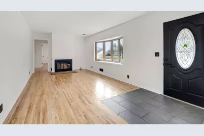 7000 73rd Avenue N, Brooklyn Park, MN 55428 - Photo 2