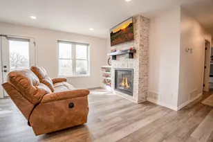 101 Meadow Ln, New London, MN 56273 - Photo 14