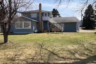 693 Stearns Ave E, Eden Valley, MN 55329 - Photo 4