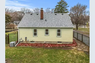 3474 White Bear Avenue N, White Bear Lake, MN 55110 - Photo 38