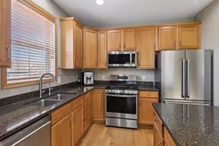 9980 Indigo Dr, Eden Prairie, MN 55347 - Photo 8