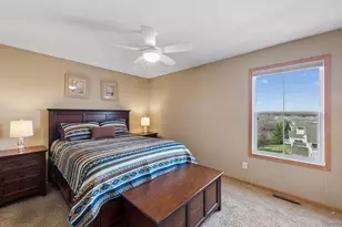 9980 Indigo Dr, Eden Prairie, MN 55347 - Photo 18