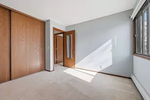 11160 Anderson Lakes Pkwy, Eden Prairie, MN 55344 - Photo 12