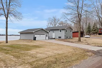 51400 Berry Avenue, Rush City, MN 55069 - Photo 4