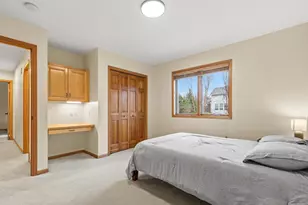 4102 Red Oak Ln, Chanhassen, MN 55331 - Photo 28