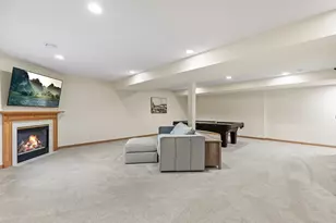 4102 Red Oak Ln, Chanhassen, MN 55331 - Photo 38