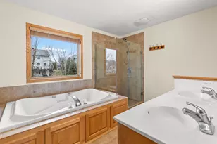 4102 Red Oak Ln, Chanhassen, MN 55331 - Photo 24