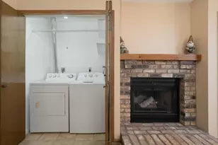 8751 Maplebrook Pkwy N, Brooklyn Park, MN 55445 - Photo 24