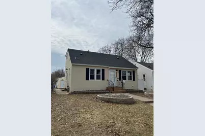 1920 Nebraska Avenue E, Saint Paul, MN 55119 - Photo 1