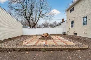 1920 Nebraska Ave E, Saint Paul, MN 55119 - Photo 24