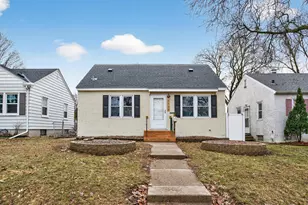 1920 Nebraska Ave E, Saint Paul, MN 55119 - Photo 1