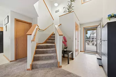 3512 Goodwin Avenue N, Oakdale, MN 55128 - Photo 4