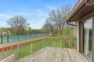 7821 Rimbley Rd, Woodbury, MN 55125 - Photo 12