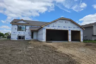 305 North Ln, Green Isle, MN 55338 - Photo 2