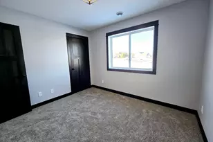 305 North Ln, Green Isle, MN 55338 - Photo 8