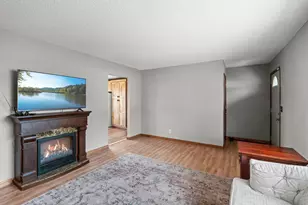 966 Oak Ridge Point NE, Blaine, MN 55434 - Photo 14