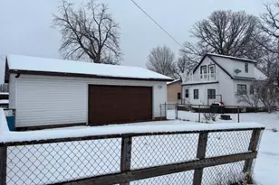 530 Michigan Ave, Crosby, MN 56441 - Photo 2