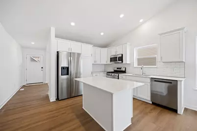 7557 Lotus Lane, Lino Lakes, MN 55038 - Photo 2